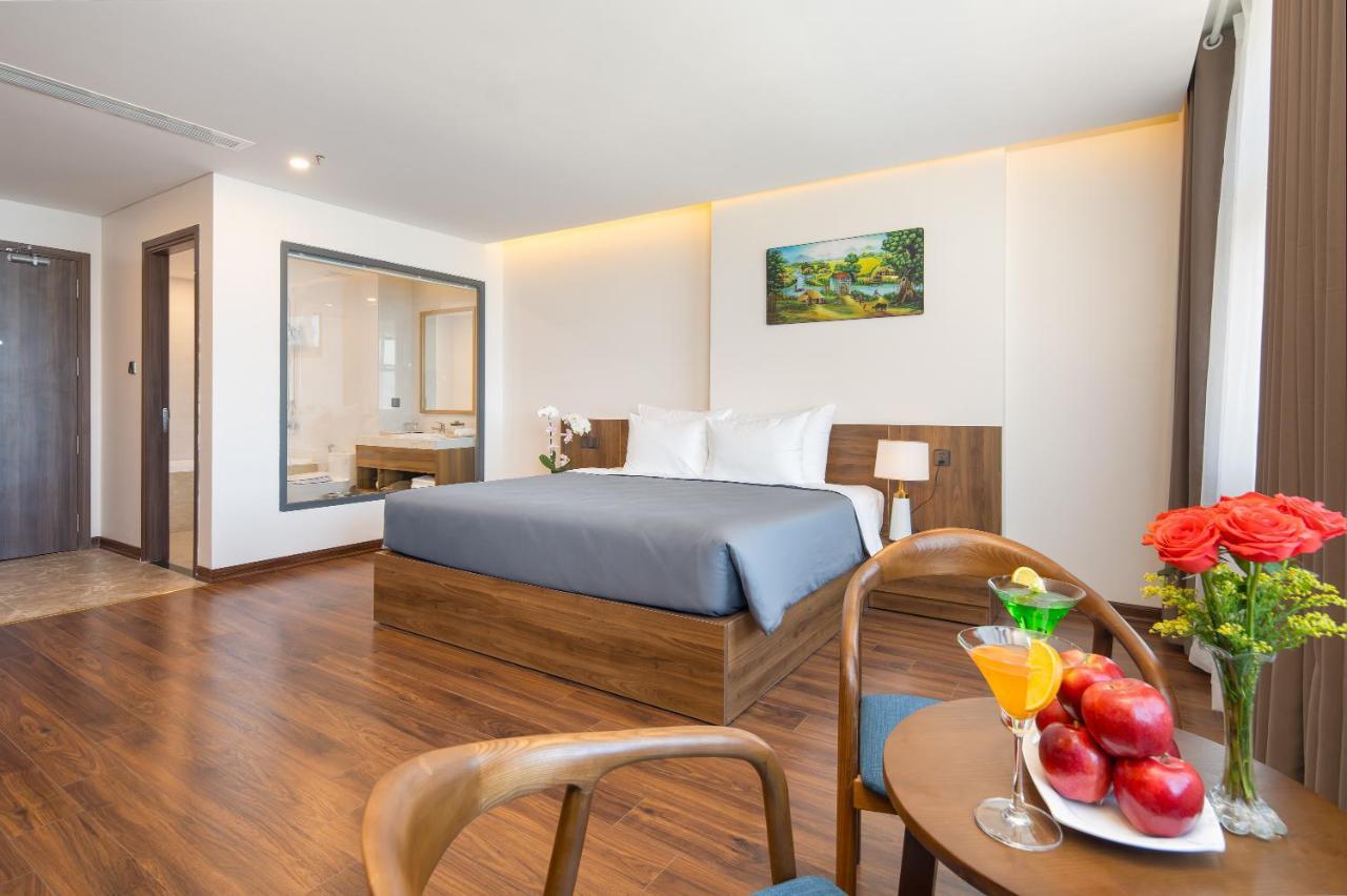 Avenis Hotel Дананг Екстер'єр фото
