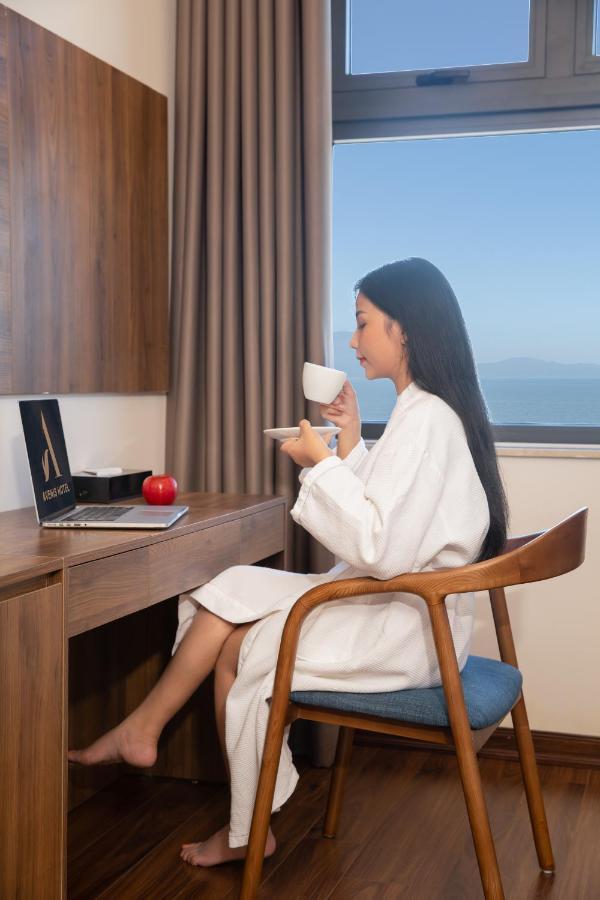 Avenis Hotel Дананг Екстер'єр фото