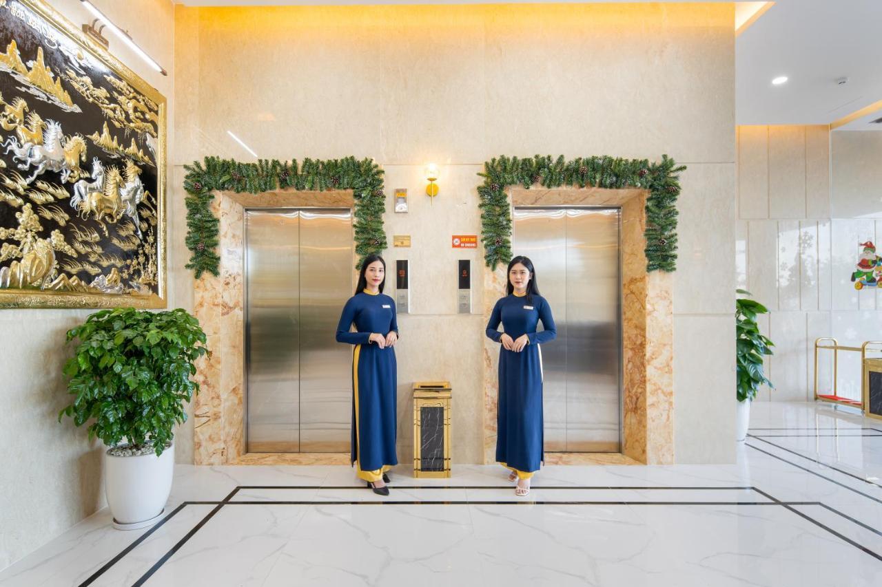 Avenis Hotel Дананг Екстер'єр фото